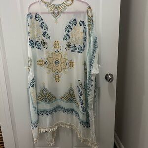 Lovely Kimono! Amazing colors